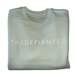 A high-quality Crewneck Sweatshirt for use in the gym and beyond! Crewnecks are absolutely indispensable basics – and this Sweatshirt is a firm favourite for its soft wearing comfort. The crewneck is a standard unisex fit and has the Famous The Defiant Co logo embossed across the chest. The colour is stem green.
